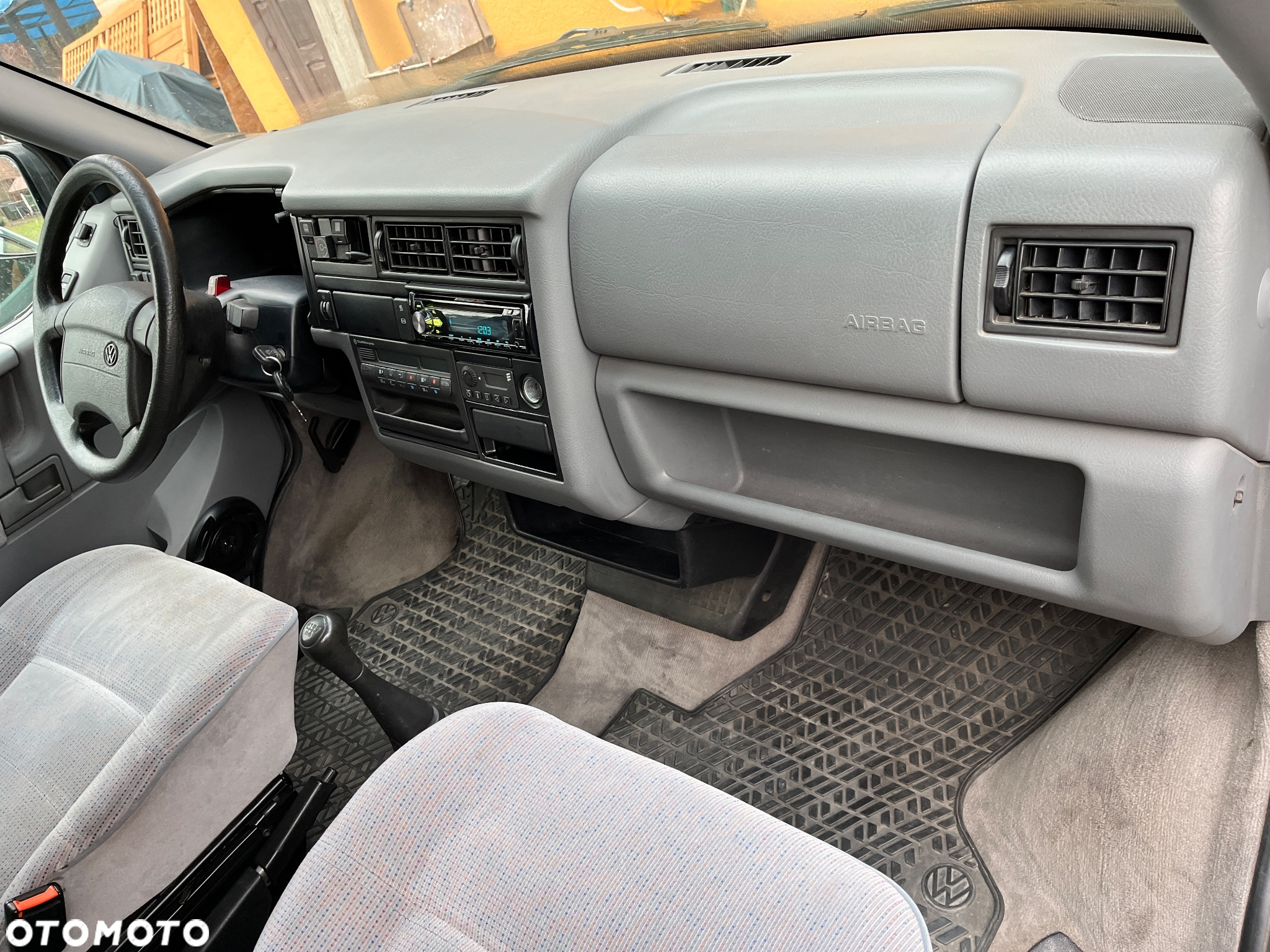 Volkswagen Multivan Standard - 12