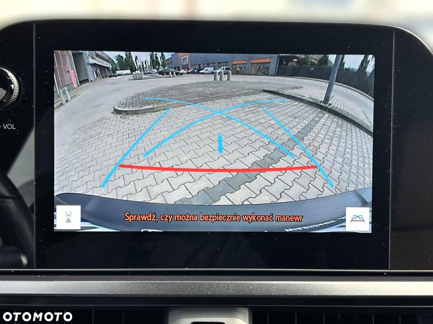 Lexus UX - 19