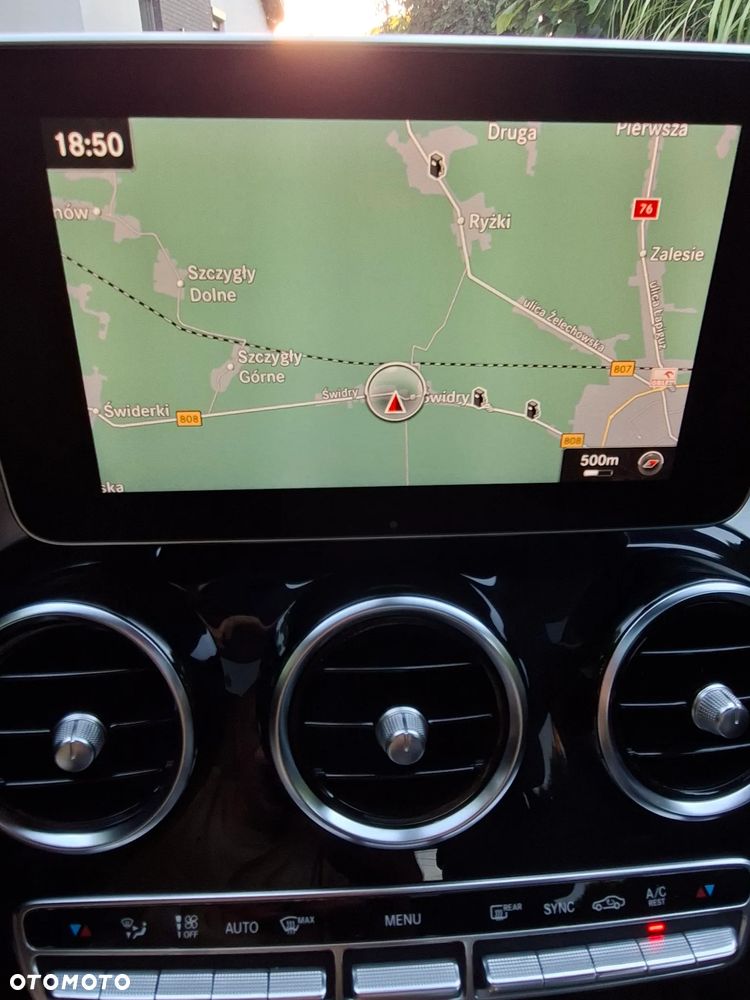 Mercedes-Benz GLC 300 4Matic 9G-TRONIC - 32