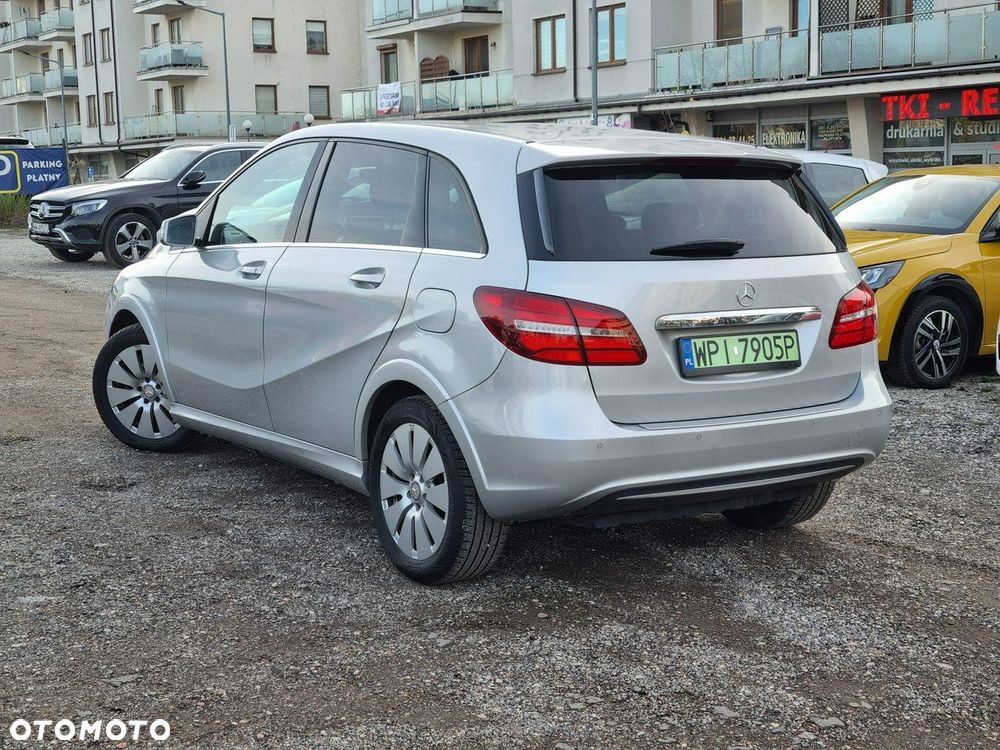 Mercedes-Benz Klasa B (Electric Drive) 250 e - 3
