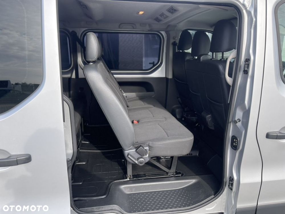 Renault Trafic - 18