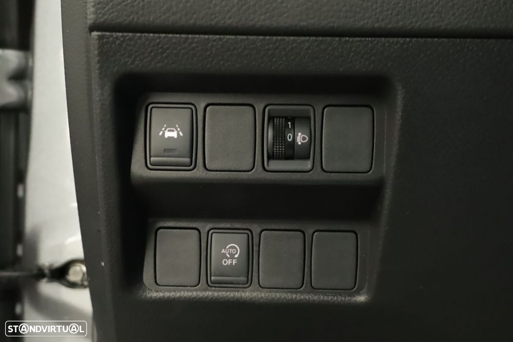 Nissan Qashqai 1.3 DIG-T N-Connecta - 20