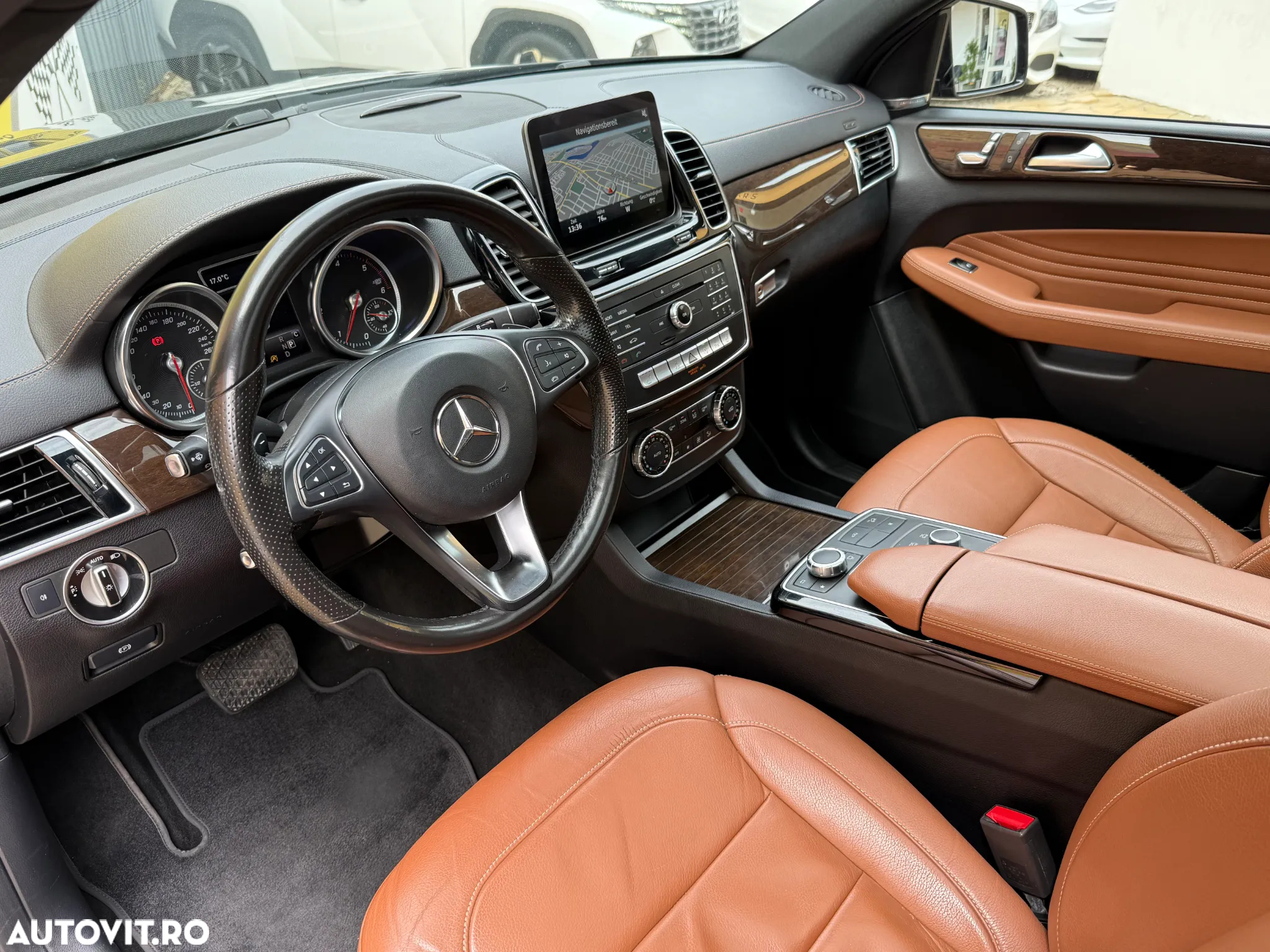 Mercedes-Benz GLE 350 d 4Matic 9G-TRONIC AMG Line - 2