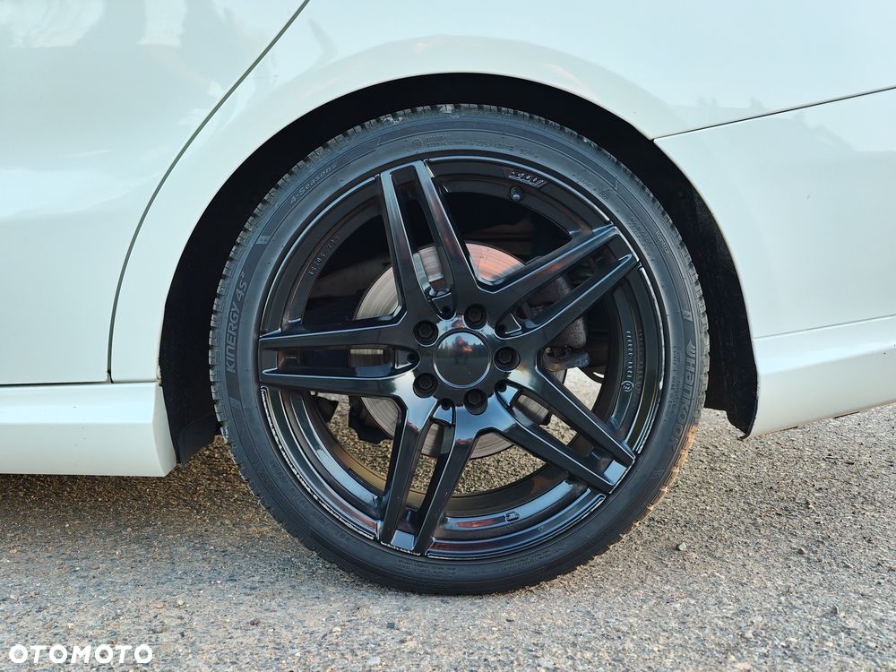 Mercedes-Benz CLA 200 7G-DCT - 6