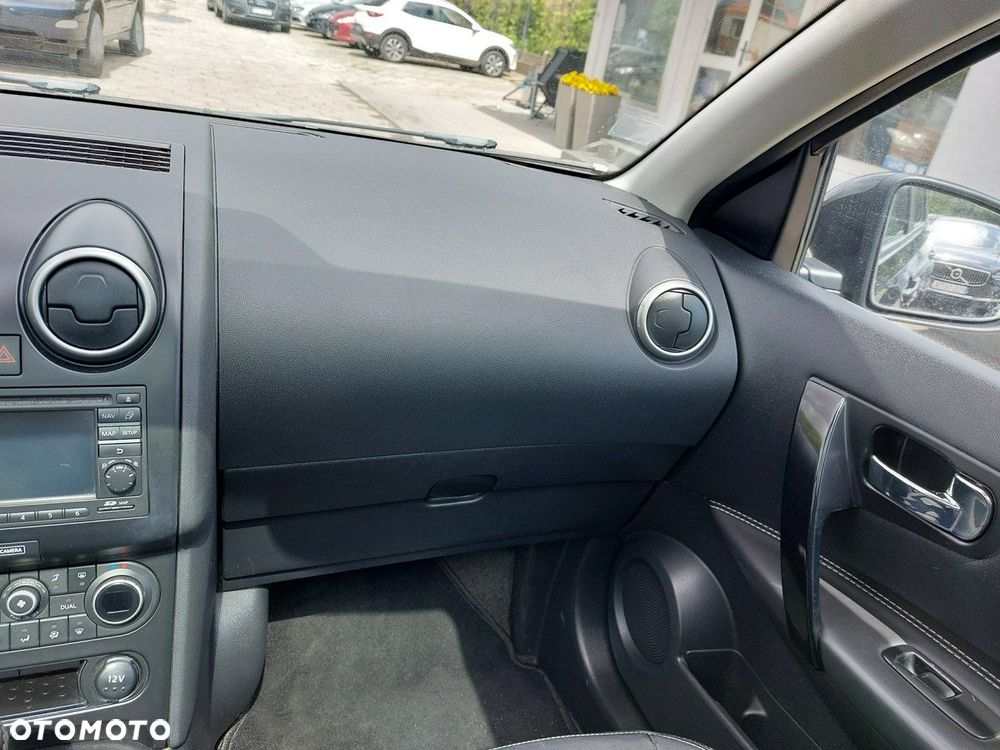 Nissan Qashqai - 10