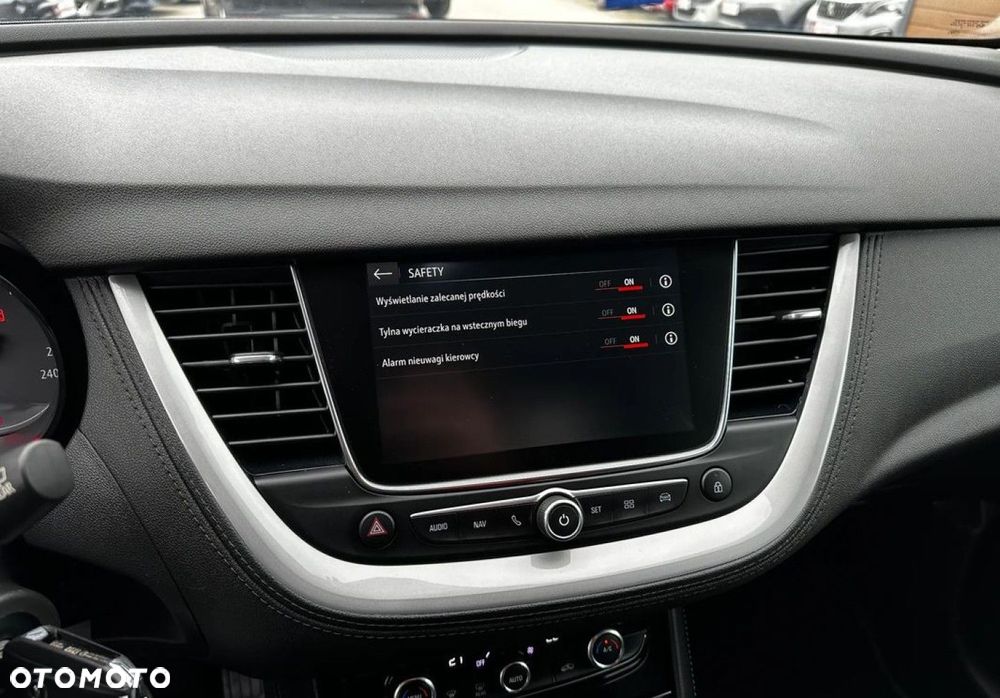 Opel Grandland X - 14