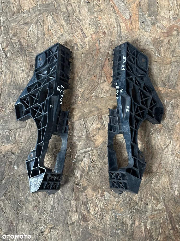 ŚLIZG MOCOWANIE LAMPY PRAWE LEXUS IS II  52115-53020 - 1