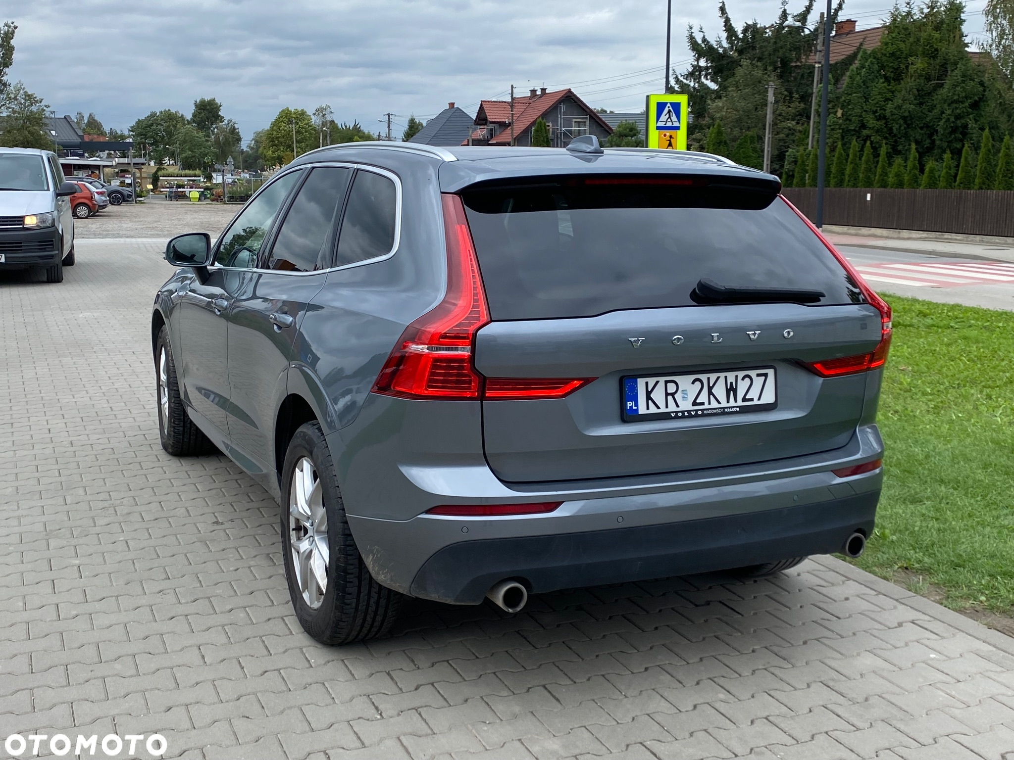 Volvo XC 60 D4 AWD Momentum - 5