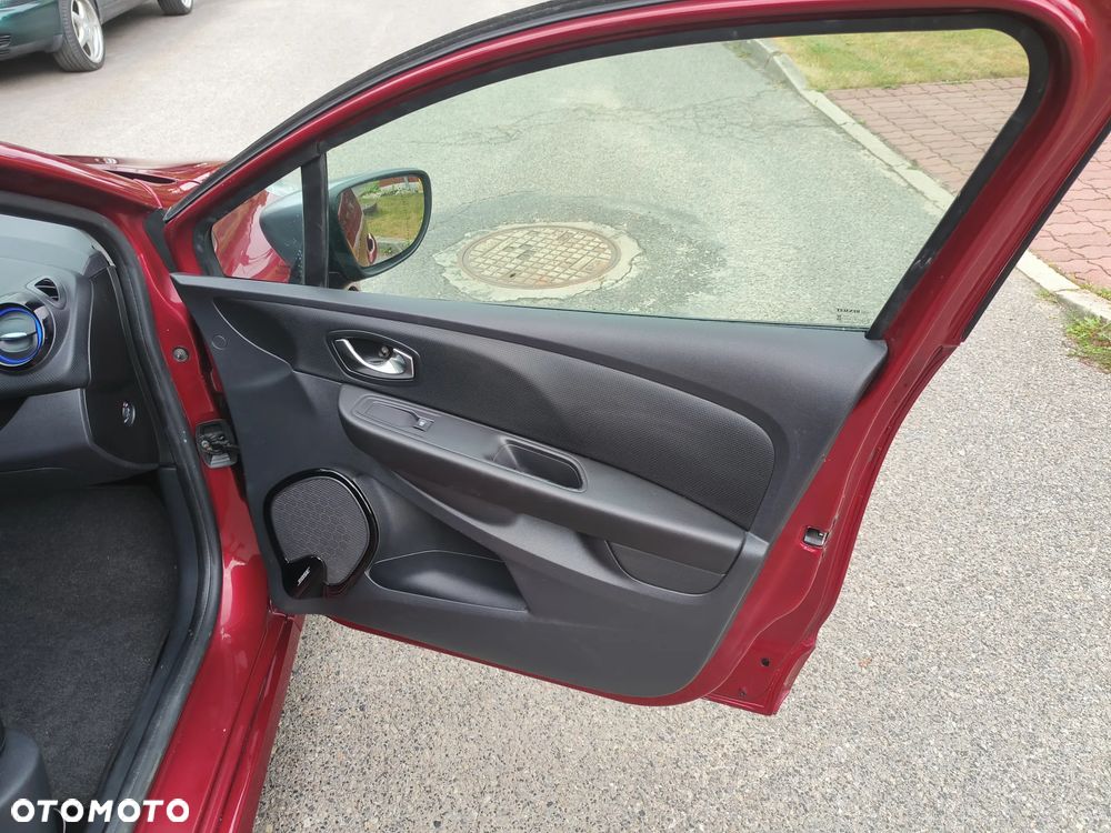 Renault Clio ENERGY TCe 120 LIMITED 2018 - 18