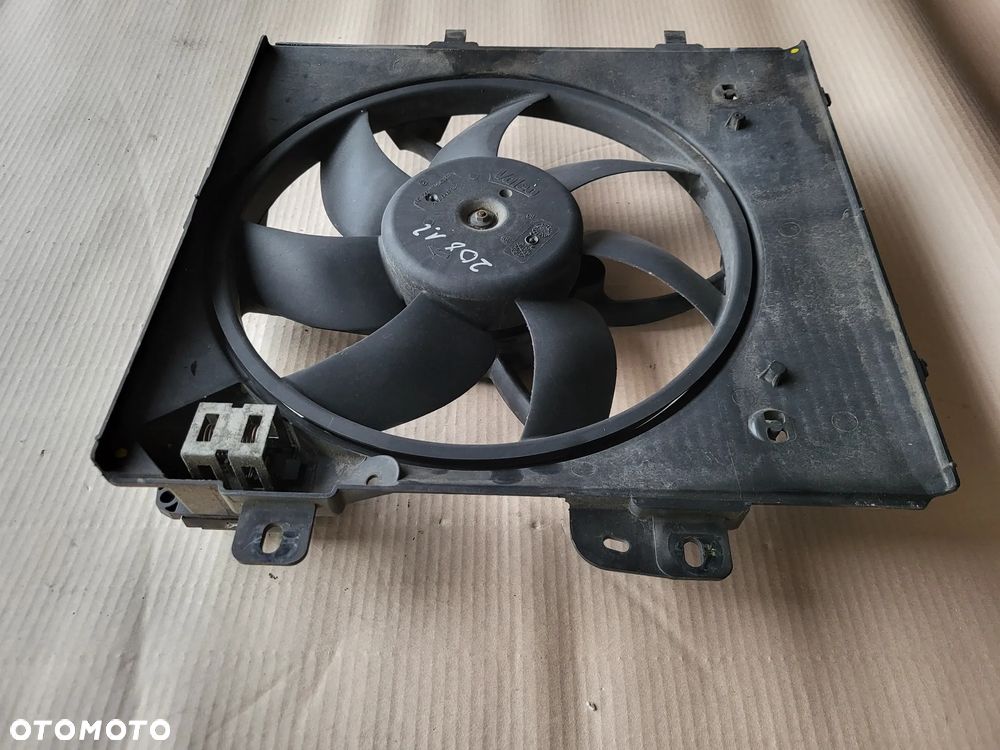 Wentylator chłodnicy Peugeot 208 1.2 VTI - 6