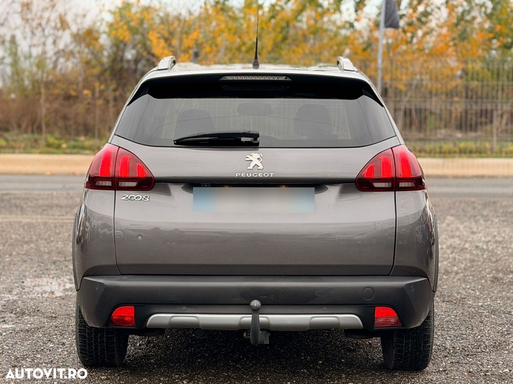 Peugeot 2008 PureTech 110 GPF Stop&Start EAT6 Allure - 10