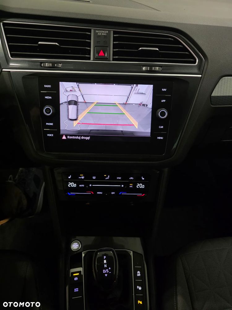Volkswagen Tiguan 2.0 TSI 4Mot Elegance DSG - 9