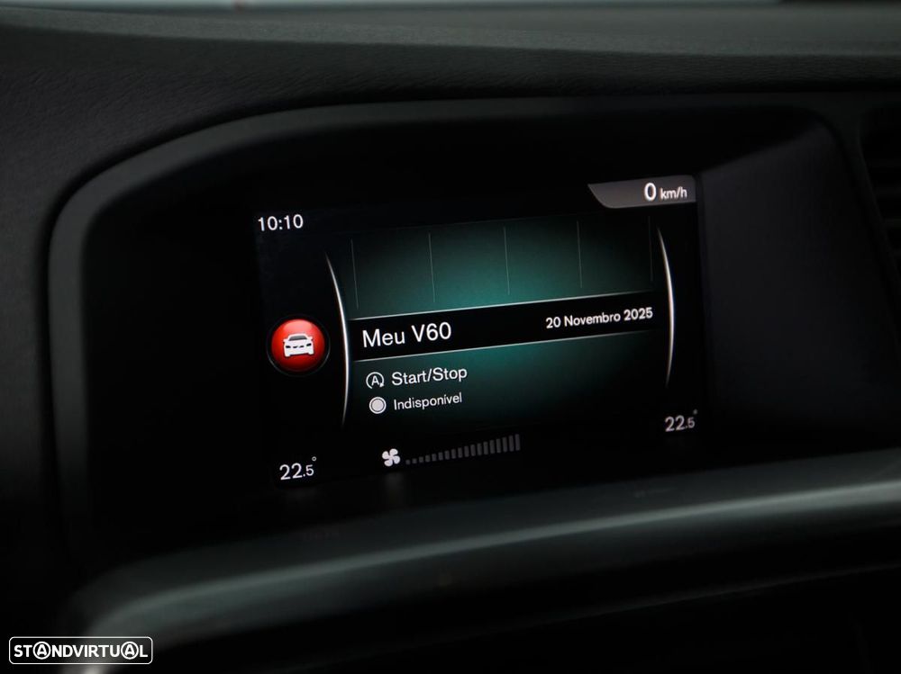 Volvo V60 Cross Country - 12