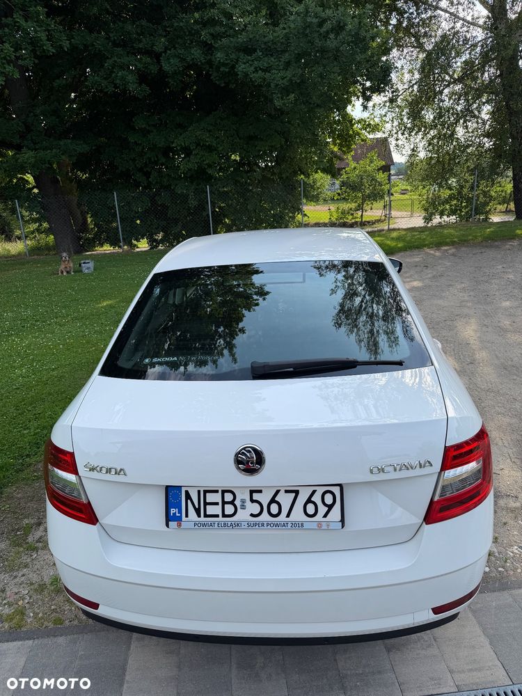 Skoda Octavia 2.0 TDI Style - 6