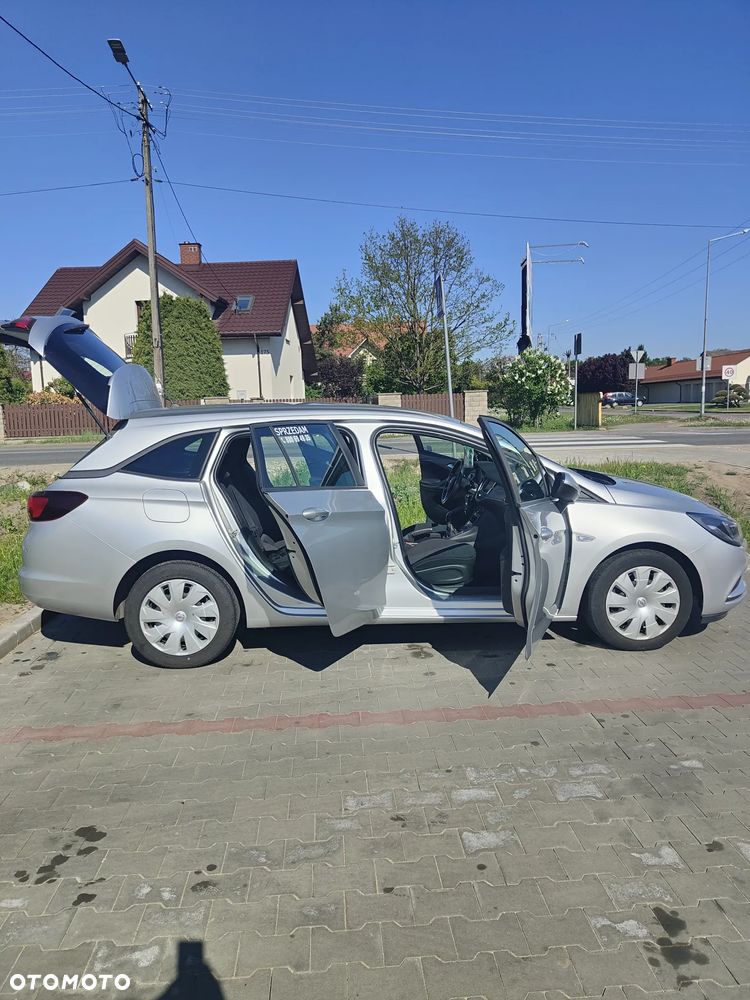 Opel Astra 1.6 CDTI Dynamic S&S - 31