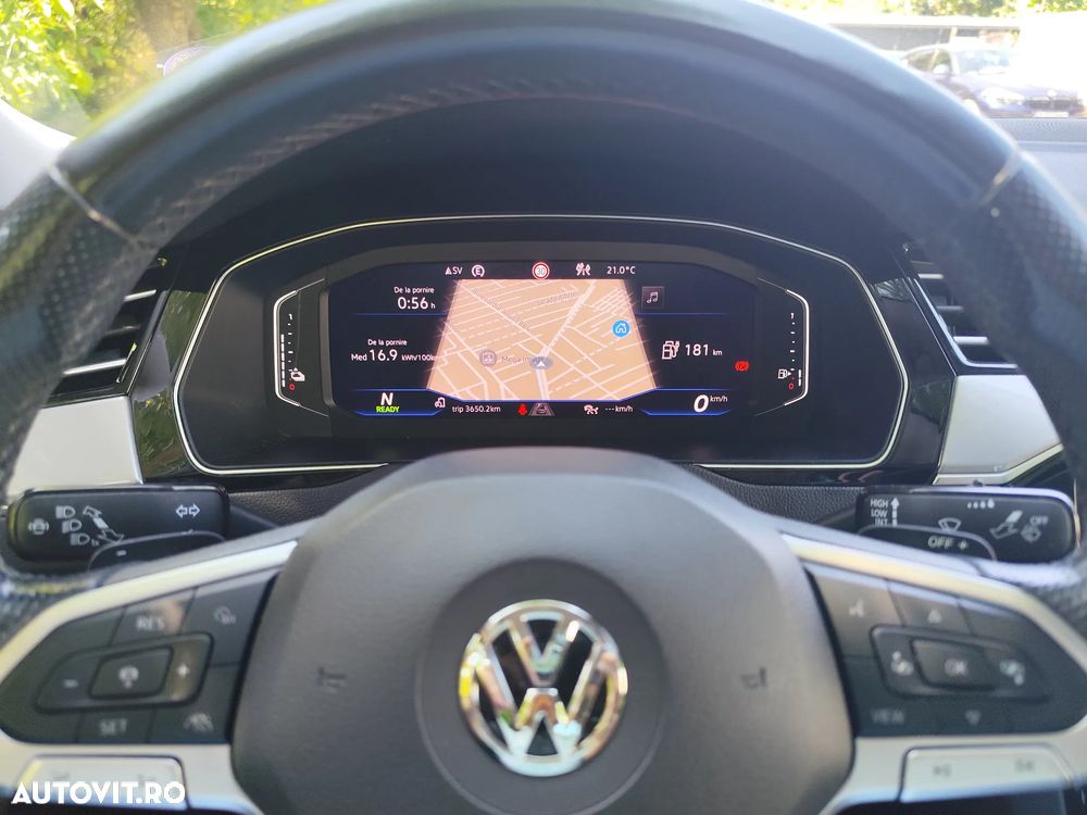 Volkswagen Passat - 10
