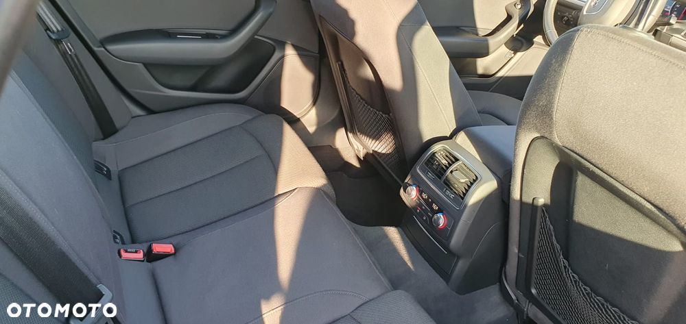 Audi A6 Avant - 11