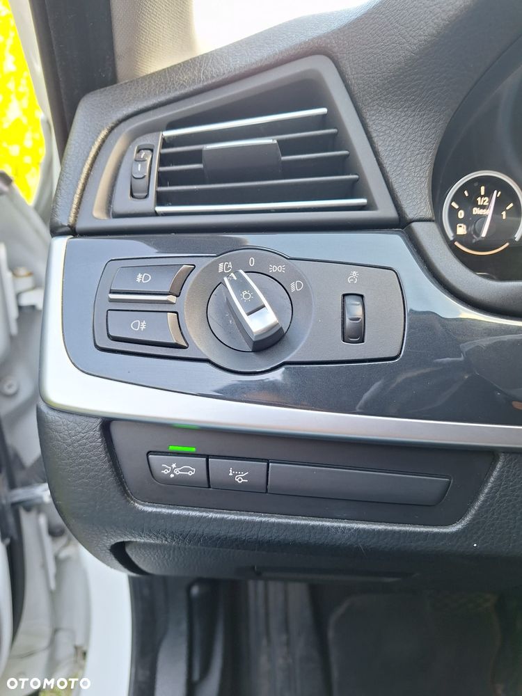 BMW Seria 5 530d Sport-Aut - 26