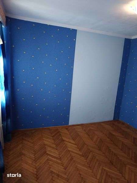 Vand apartament 3 camere decomandat - Imagine principală: 3/6