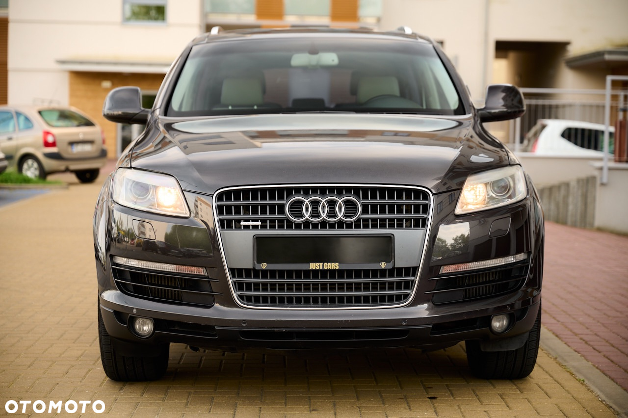 Audi Q7 3.0 TDI Quattro Tiptronic - 4
