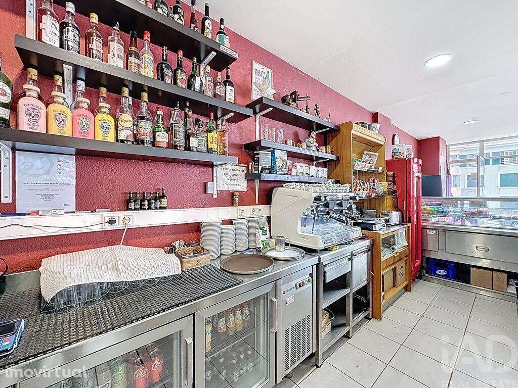 Loja / Estabelecimento Comercial em Caniço de 94,00 m2 - Grande imagem: 5/14