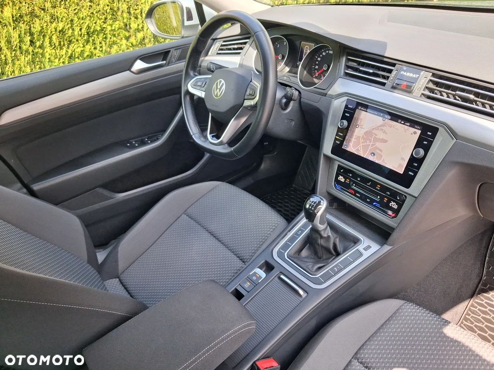 Volkswagen Passat 2.0 TDI EVO Business - 10