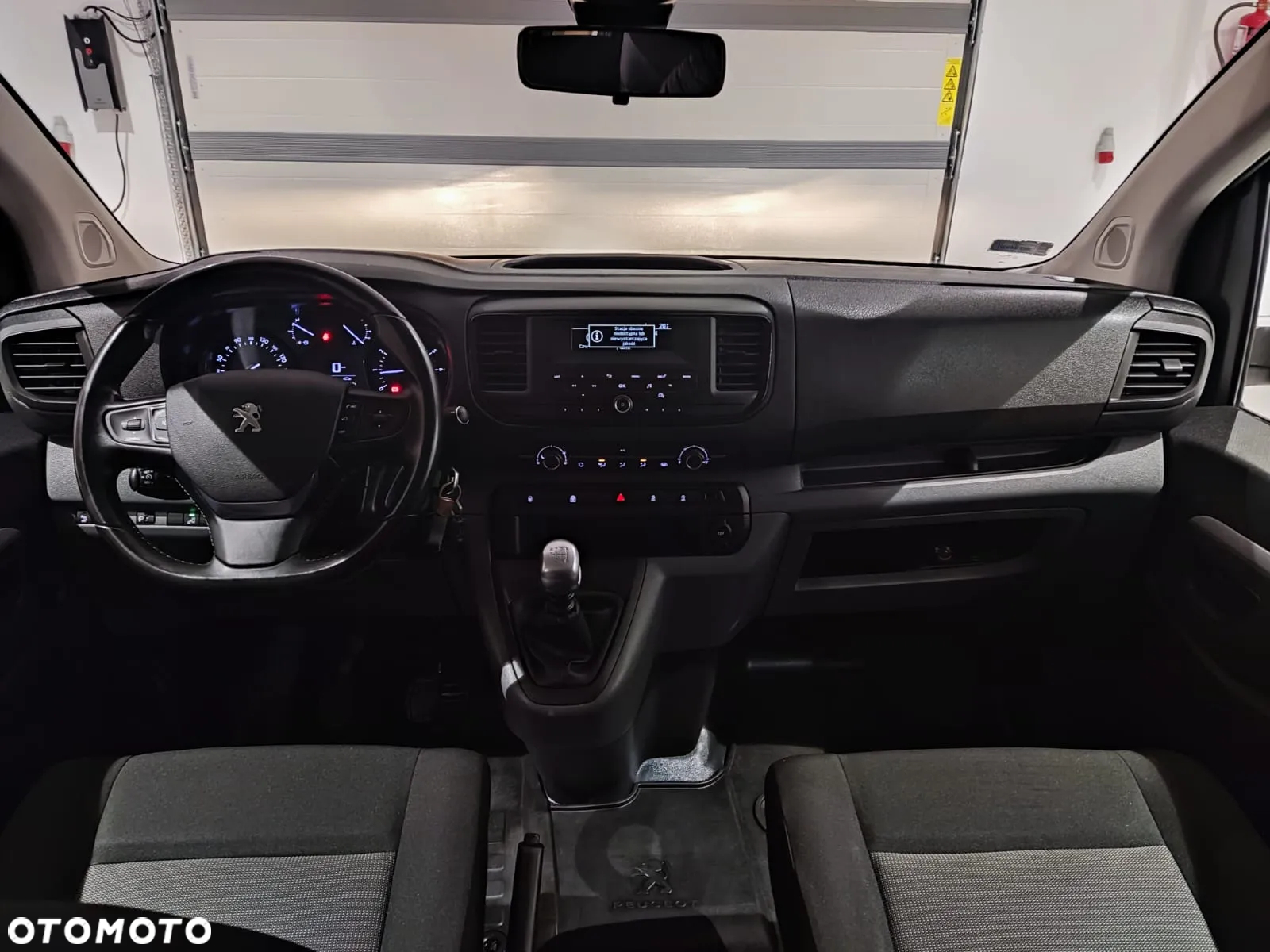 Peugeot EXPERT - 8