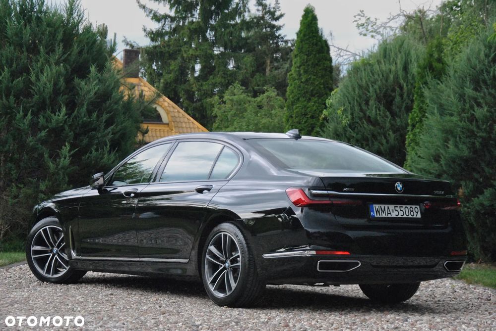 BMW Seria 7 750Li xDrive - 4