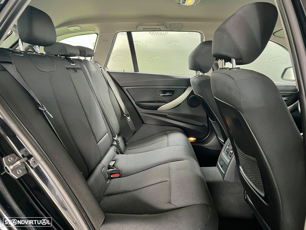 BMW 318 d Touring Aut. - 10