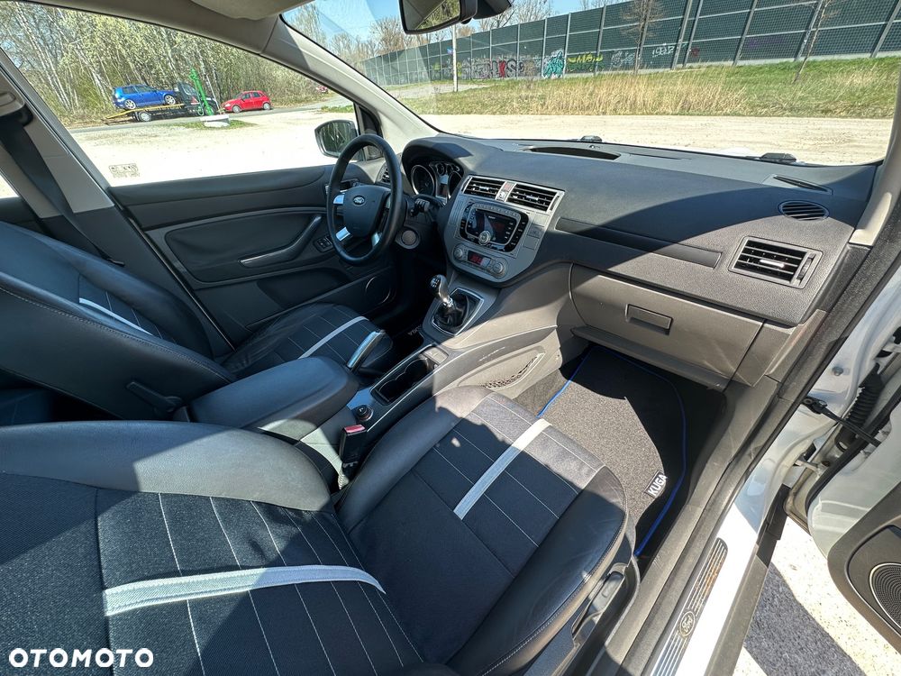 Ford Kuga 2.0 TDCi Titanium - 35