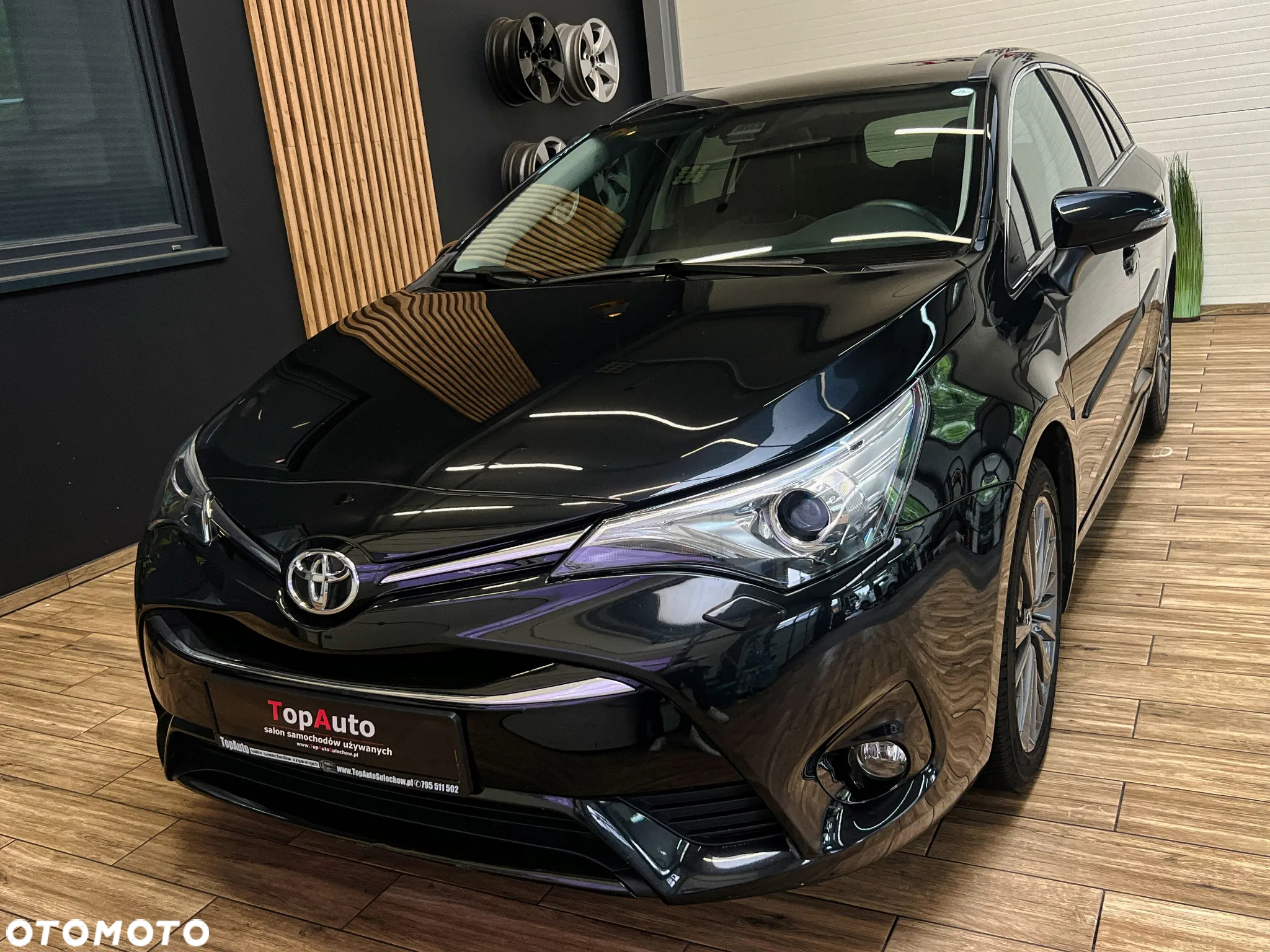 Toyota Avensis 1.8 Premium - 7