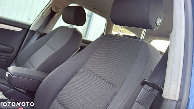 Audi A4 Avant 2.0 TDI - 22