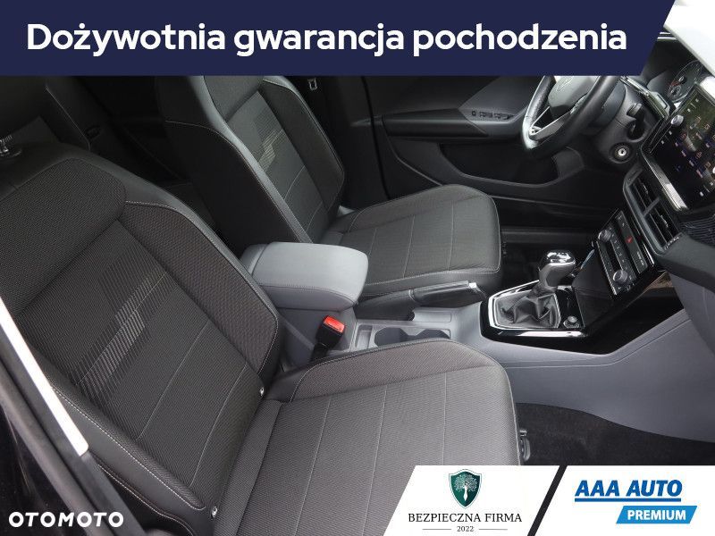 Volkswagen T-Cross - 10