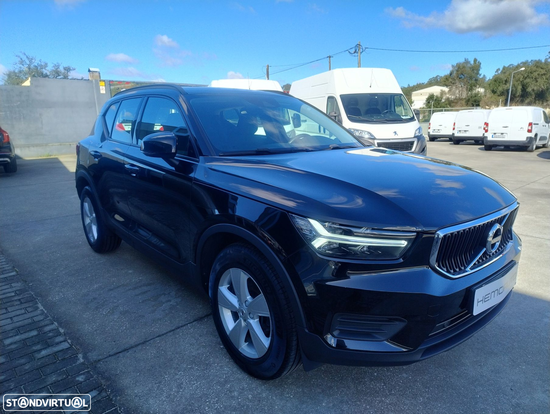 Volvo XC 40 1.5 T2 Momentum - 5