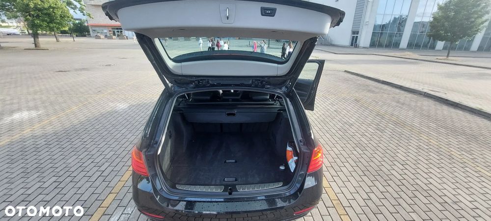BMW Seria 3 318d EU6 - 9