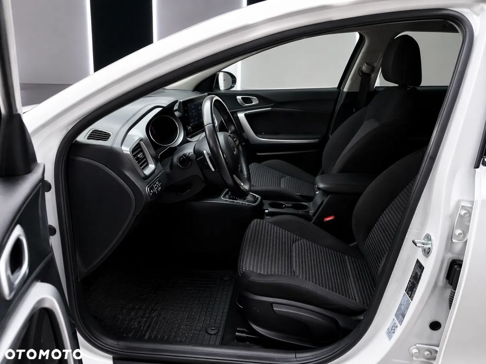 Kia Ceed 1.5 T-GDI M DCT - 6