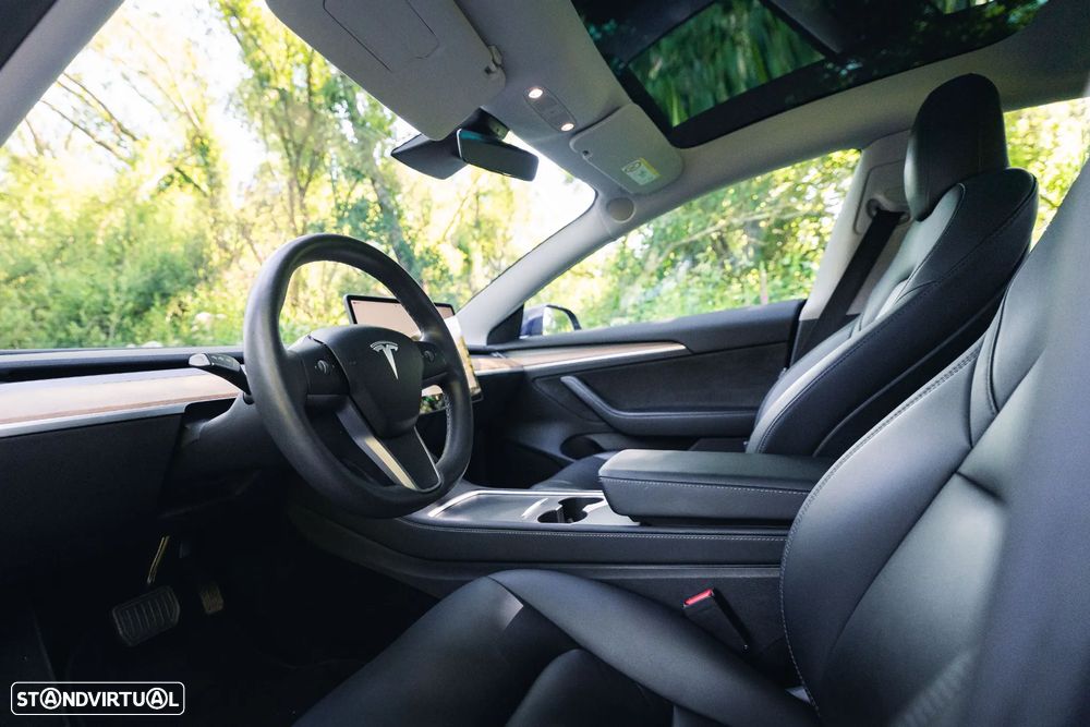Tesla Model 3 Standard RWD - 25