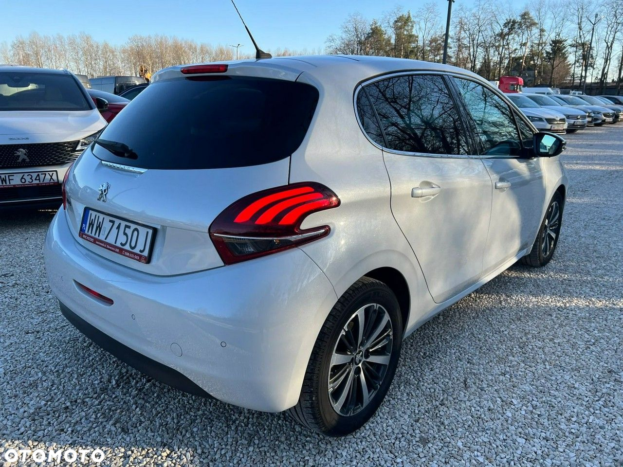 Peugeot 208 1.2 PureTech GPF Allure S&S EAT6 - 15
