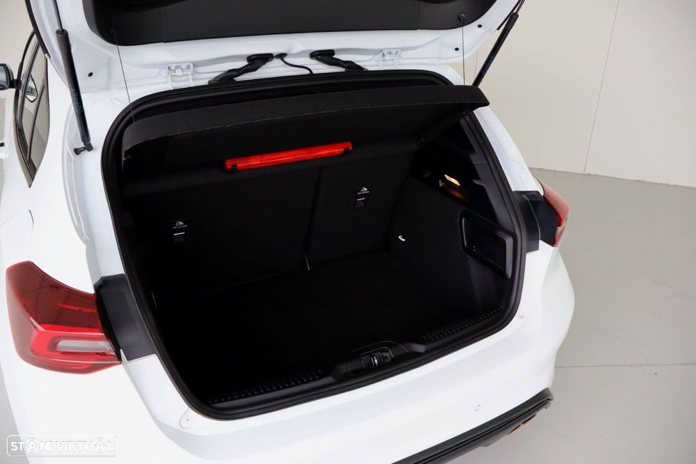 Ford Focus 1.0 EcoBoost MHEV ST-Line - 10