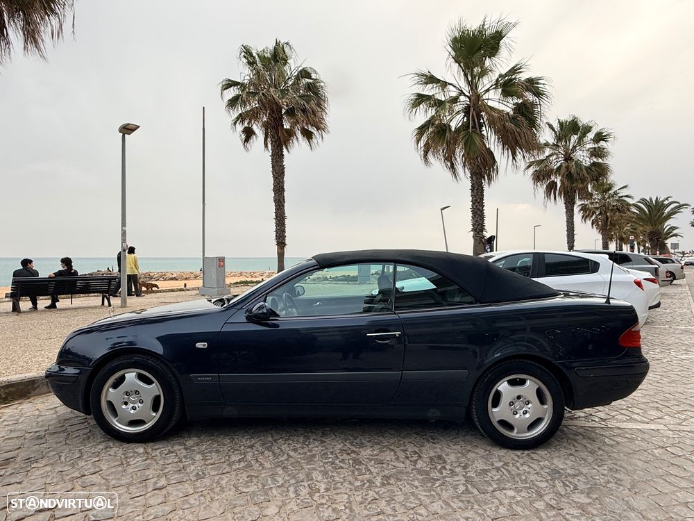 Mercedes-Benz CLK 230 - 11