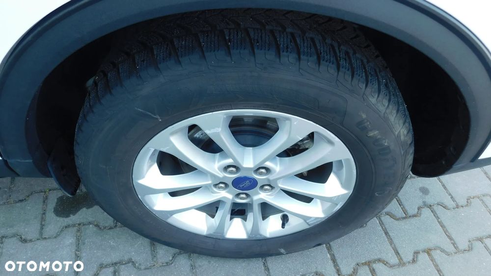 Ford Kuga 2.5 Duratec PHEV ST-LINE X - 22