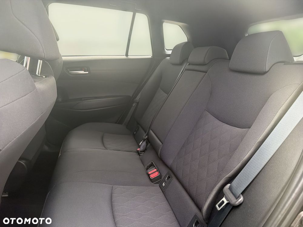 Toyota Corolla Cross - 14