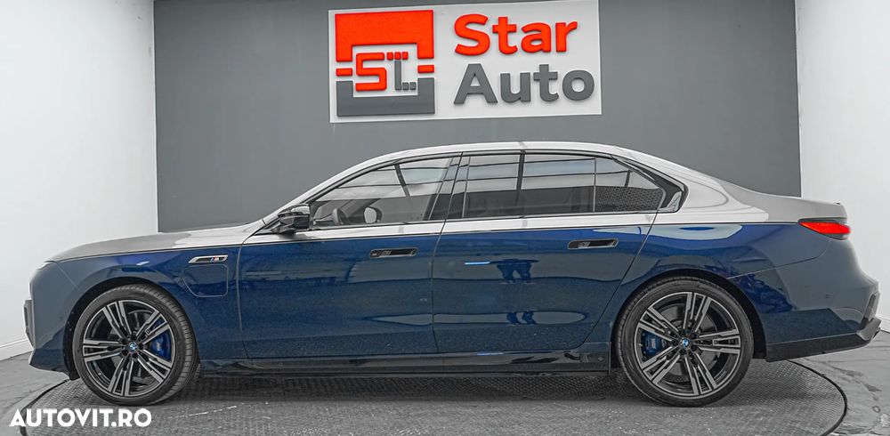 BMW M7 M760e xDrive PHEV - 11