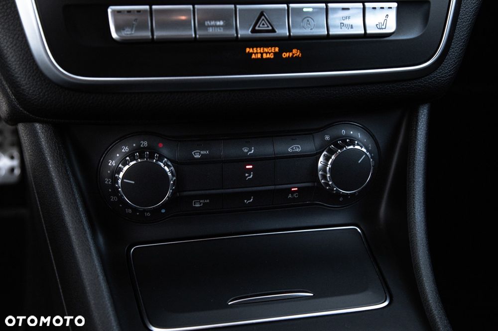 Mercedes-Benz CLA - 21