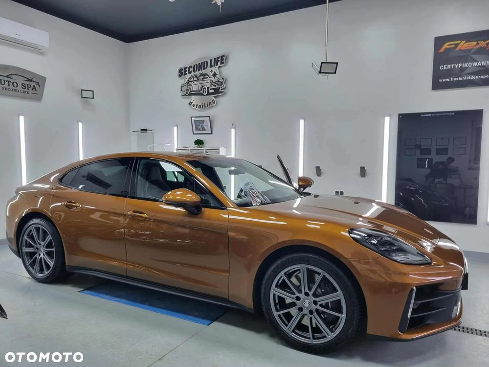 Porsche Panamera 4 E-Hybrid PHEV Executive - 2