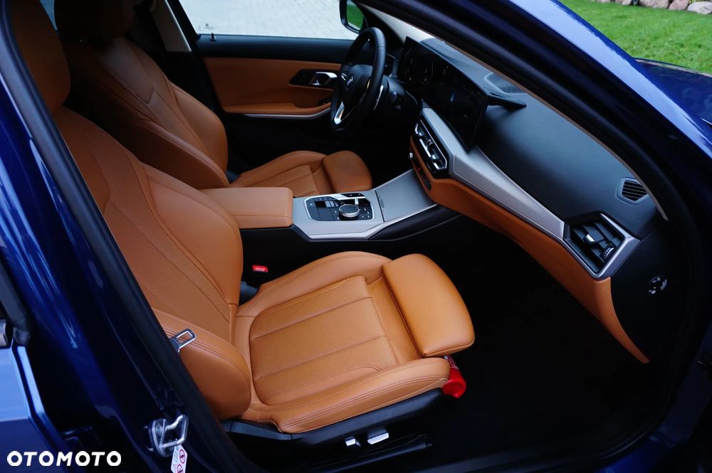 BMW Seria 3 - 24