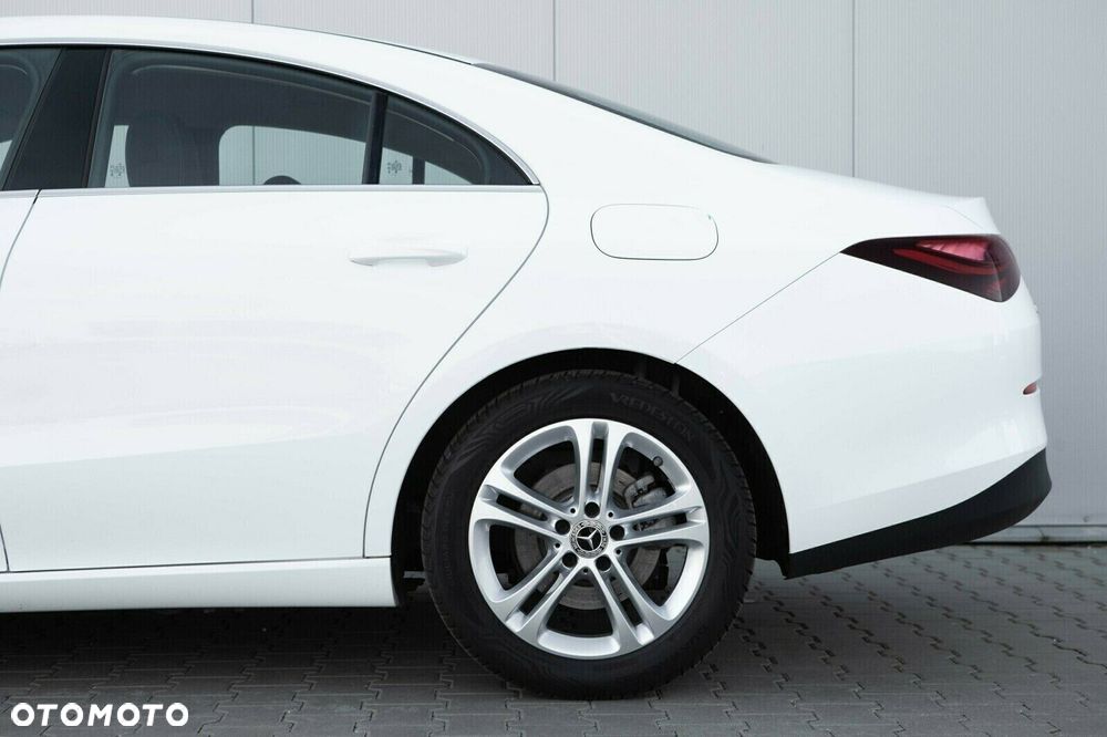 Mercedes-Benz CLA - 10