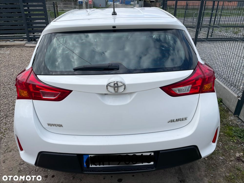 Toyota Auris 1.33 VVT-i Life - 4