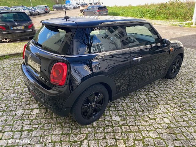 MINI 3 Portas One D - 11