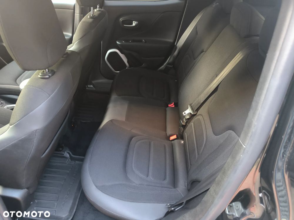 Jeep Renegade - 27